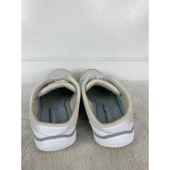 Skechers Womens Slip-On Relaxed Fit Memory Foam White Mule Sneakers Size 6 - Picture 3 of 9